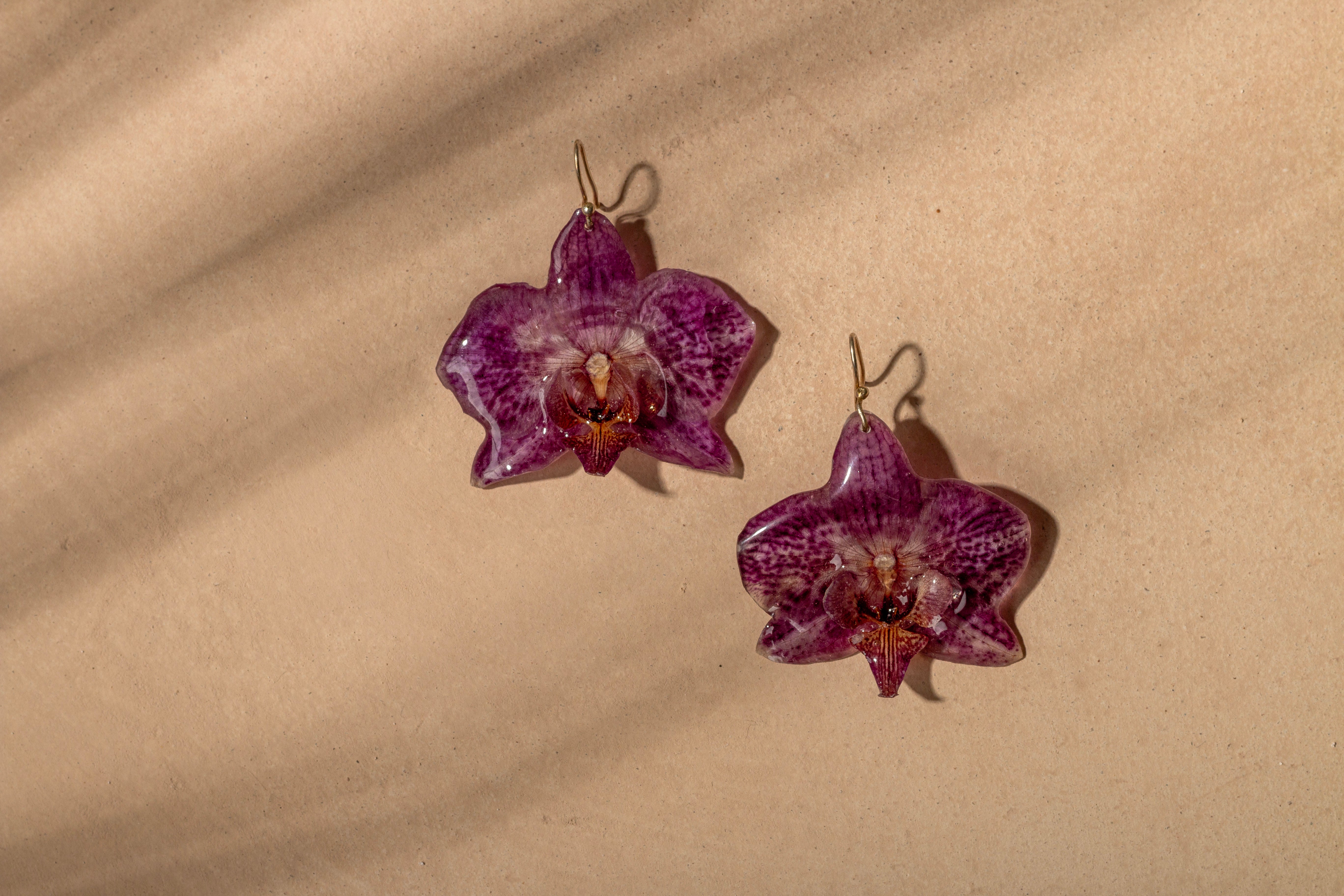 La Orquidea Earring